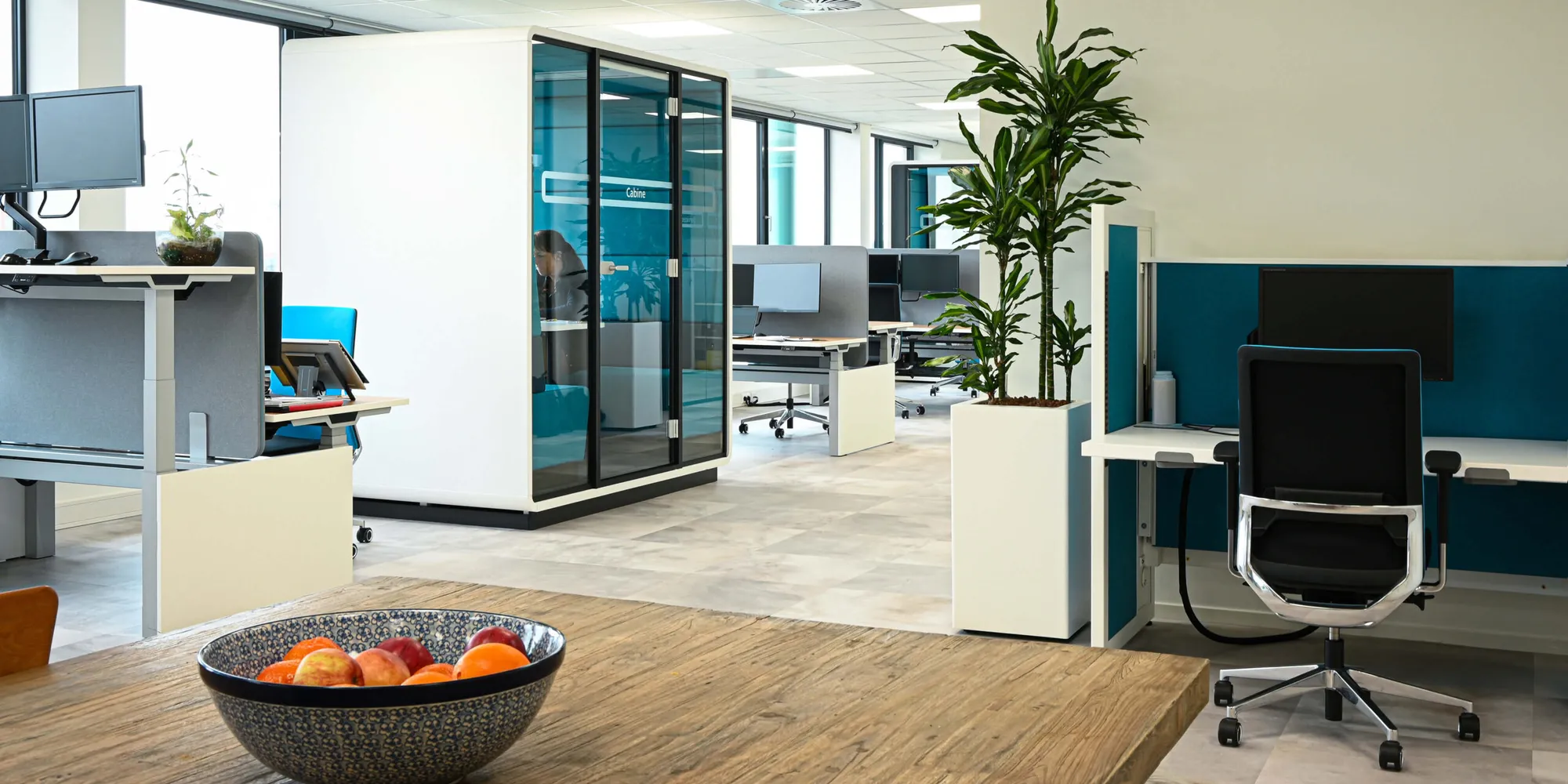 OOMT kantoorinrichting kohl vergaderstoel mikomax standup hush meet palmberg bench